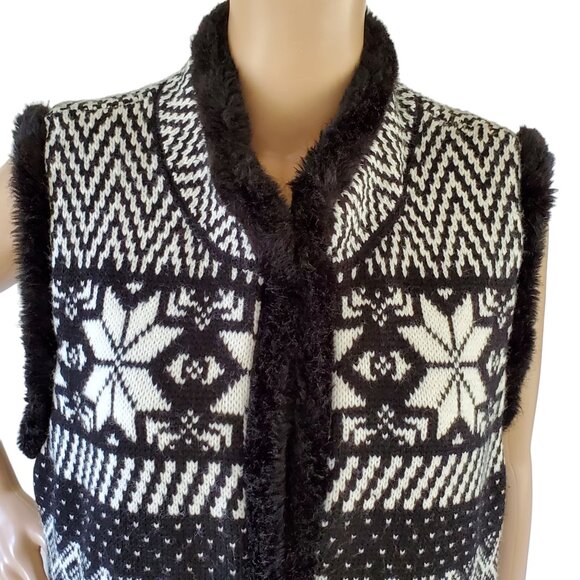 CJ Banks Fair Isle Winter Vest Women's 1X Knit Black & White Lined Sleeveless - Picture 9 of 12